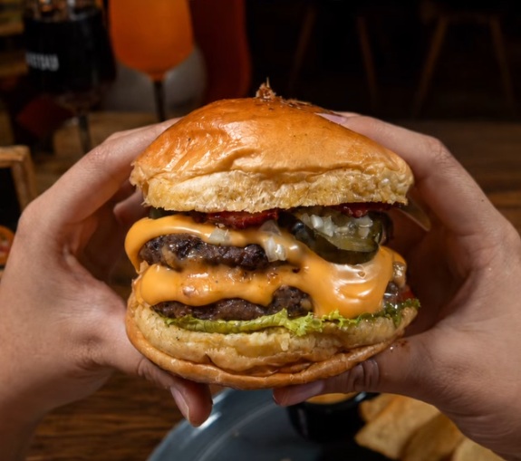 Foodking - Fast Food Restaurant WordPress Theme